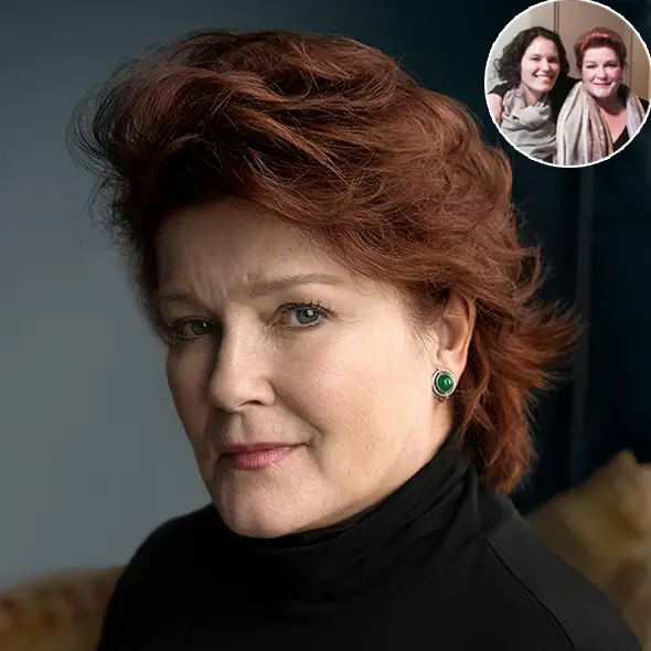Awesome! Beautiful Actress Kate Mulgrew Reunites With Her Daughter
